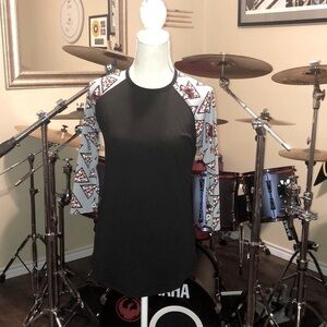 Disney 🎀 
 𝅺LulaRoe Minnie Mouse Tee